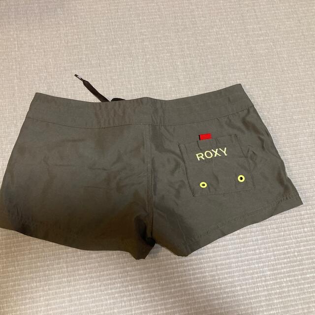 Roxy(ロキシー)の■ROXY■ショートパンツ■カーキ×イエロ■ラッシュガード レディースのパンツ(ショートパンツ)の商品写真