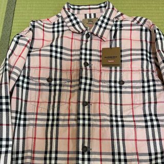 シュプリーム(Supreme)のsupreme burberry  Denim Trucker Jacket (Gジャン/デニムジャケット)