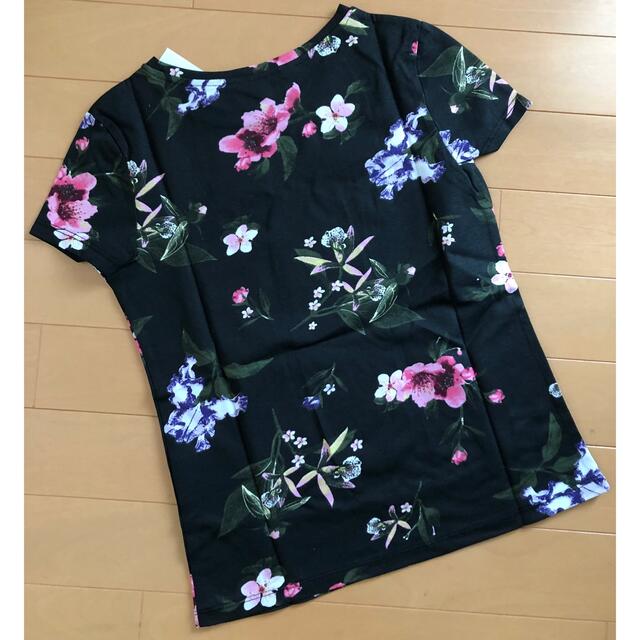 H&M(エイチアンドエム)のH&M フラワー プリント コットン Tシャツ 新品 送料込 キッズ/ベビー/マタニティのキッズ服女の子用(90cm~)(Tシャツ/カットソー)の商品写真