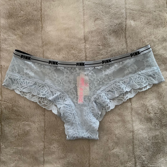 Victoria's Secret(ヴィクトリアズシークレット)の【新品】Victoria’s Secret PINK ショーツ ３点セット レディースの下着/アンダーウェア(ショーツ)の商品写真