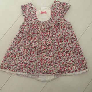 ベベ(BeBe)のBebe 花柄チュニックワンピース 80〜90cm Mサイズ(ワンピース)