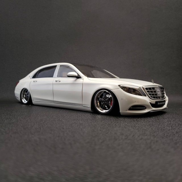 1/18 メルセデス・マイバッハ S 600 カスタム ファッションの www.gold