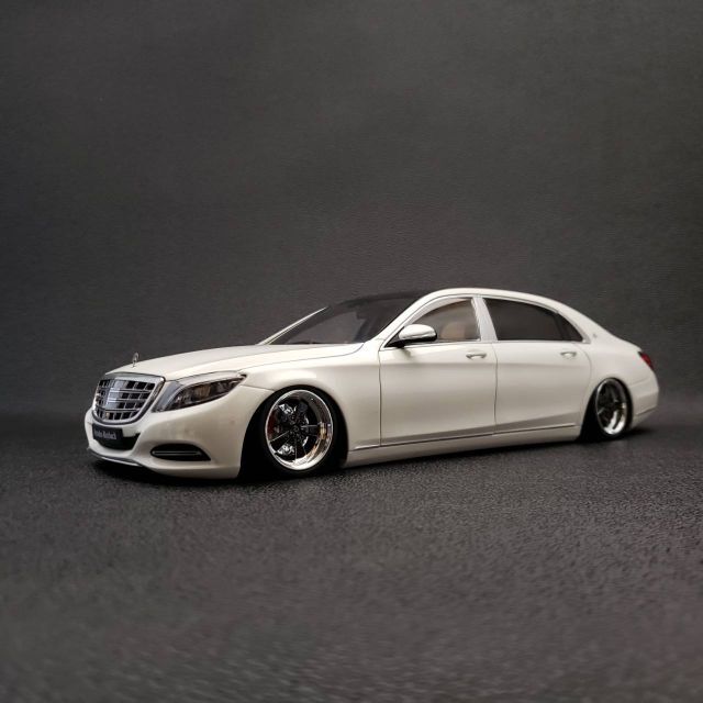 カスタムの通販　benz's　1/18　600　メルセデス・マイバッハ　S　by　shop｜ラクマ