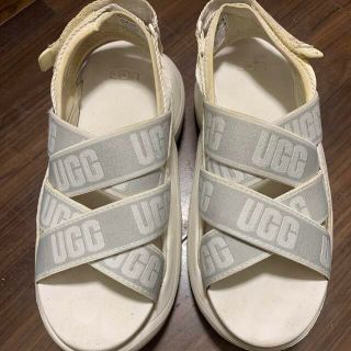 アグ(UGG)のUGG  クラウドサンダル　22.5(サンダル)