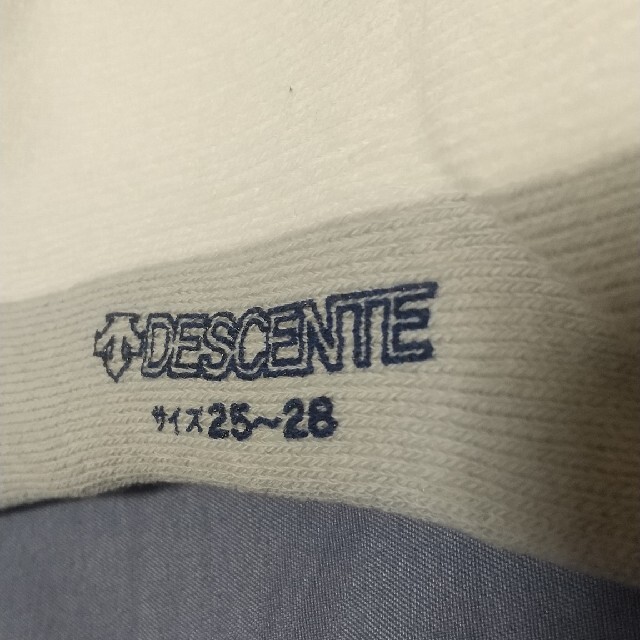 DESCENTE(デサント)の【新品未使用】デサント 靴下 25～28㎝ メンズのレッグウェア(ソックス)の商品写真