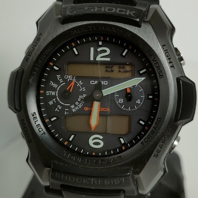 G-SHOCK(ジーショック)のジャンクG-SHOCK ジーショックGW 2500　 ブラック デジタル　アナ メンズの時計(腕時計(デジタル))の商品写真