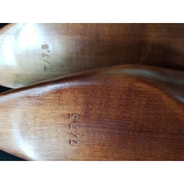 CROCKETT＆JONES ハンドグレード 純正 シューツリー7  7.5  メンズの靴/シューズ(その他)の商品写真