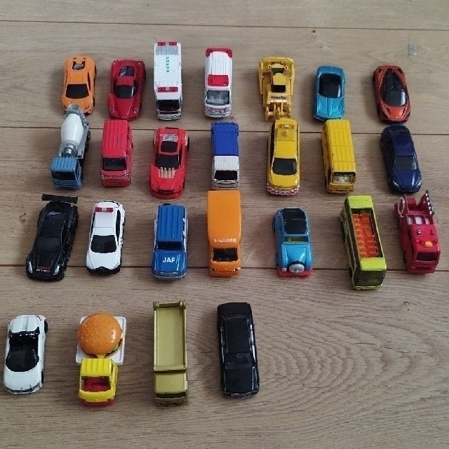 Takara Tomy - トミカ 7台 ユッキー様専用の通販 by るる|タカラ