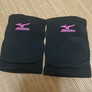 ミズノ(MIZUNO)のバレーボール膝サポーター(バレーボール)