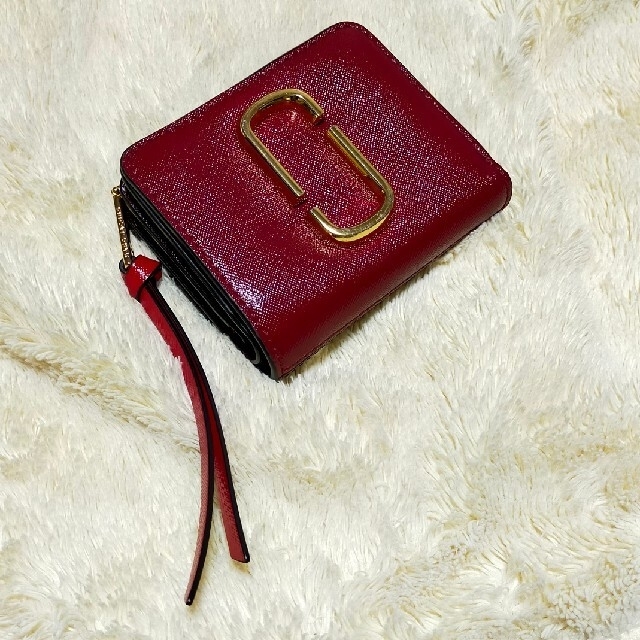 MARC JACOBS(マークジェイコブス)の【良品】MJスナップショット赤❤️ レディースのファッション小物(財布)の商品写真