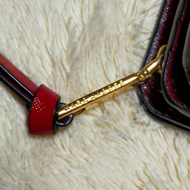 MARC JACOBS(マークジェイコブス)の【良品】MJスナップショット赤❤️ レディースのファッション小物(財布)の商品写真