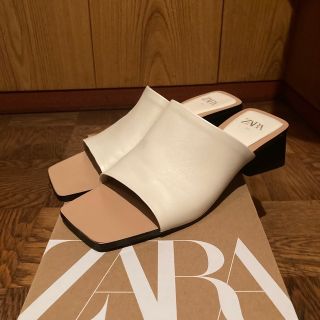 ザラ(ZARA)のZARA レザーサンダル　箱なし(サンダル)