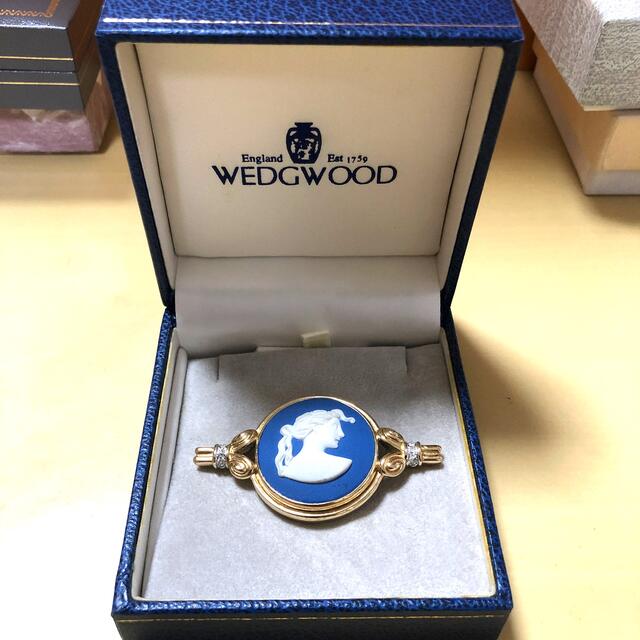 WEDGWOOD(ウェッジウッド)の💕新品未使用💕WEDGWOOD💕ブローチ💕 レディースのアクセサリー(ブローチ/コサージュ)の商品写真