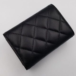 CHANEL - シャネル CHANEL 財布 三つ折り クラシック スモール の通販 ...