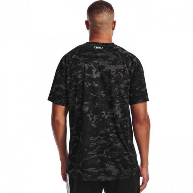 UNDER ARMOUR(アンダーアーマー)の新品　アンダーアーマー 半袖Tシャツ UA TECH ABC CAMO   L メンズのトップス(Tシャツ/カットソー(半袖/袖なし))の商品写真