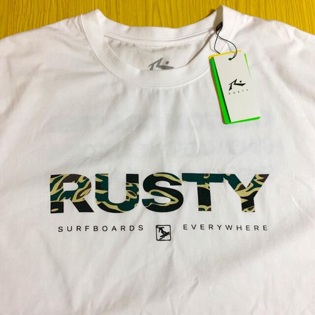 RUSTY(ラスティ)のRUSTY ラスティ　tシャツ　迷彩　新品　サーフ メンズのトップス(Tシャツ/カットソー(半袖/袖なし))の商品写真