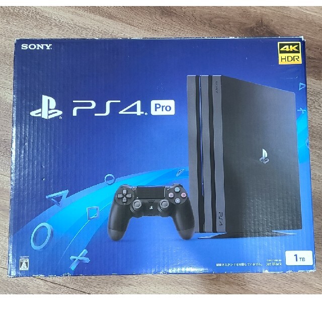 PlayStation4(プレイステーション4)のPlayStation4 Pro CUH-7100B B01 2017年　おまけ エンタメ/ホビーのゲームソフト/ゲーム機本体(家庭用ゲーム機本体)の商品写真