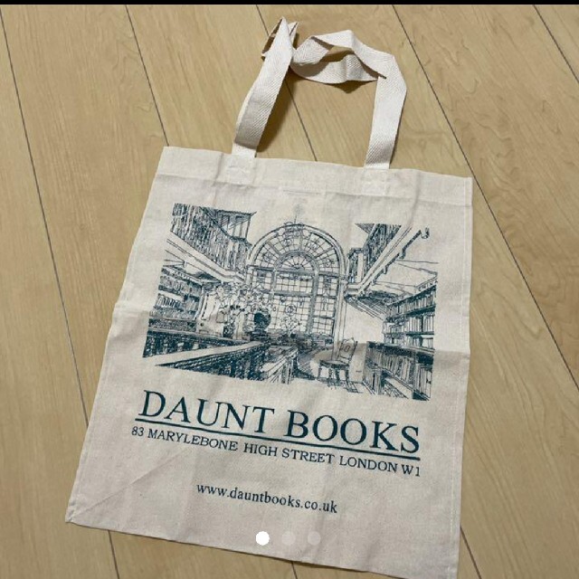 Harrods(ハロッズ)の日本未発売 新品 Daunt Books エコバッグ トートバッグ レディースのバッグ(トートバッグ)の商品写真