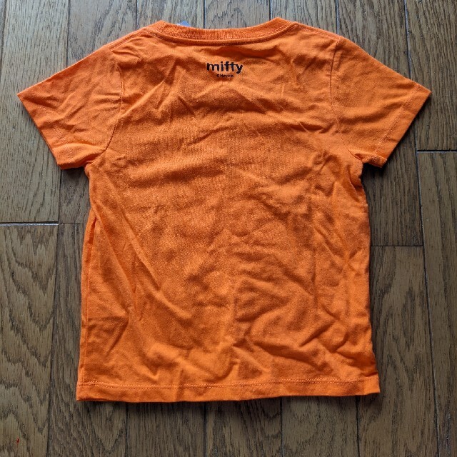 Design Tshirts Store graniph(グラニフ)の【新品未使用】グラニフ　ミッフィーTシャツ100オレンジ キッズ/ベビー/マタニティのキッズ服男の子用(90cm~)(Tシャツ/カットソー)の商品写真