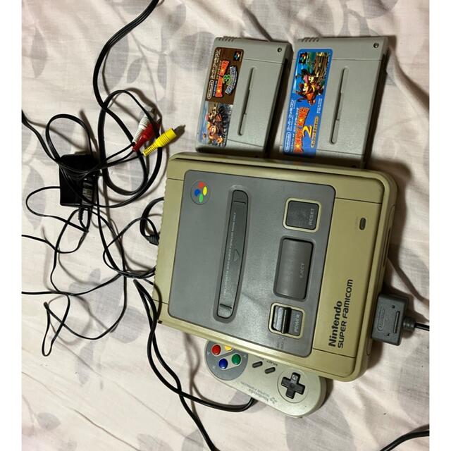 任天堂スーパーファミコンニンテンドーカセットつき配線全てありますカセット９枚つき