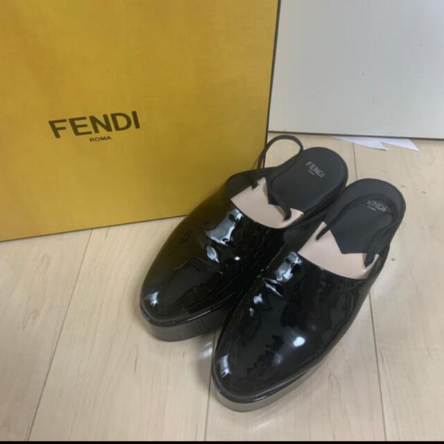 FENDI サボサンダルサンダル