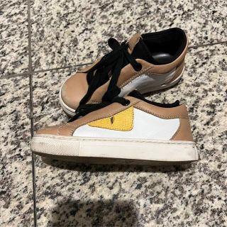 フェンディ スニーカーの通販 400点以上 | FENDIを買うならラクマ クーポン配布中 希少品⭐︎FENDI×FILA コラボ フェンディマニア ソックススニーカー スニーカー