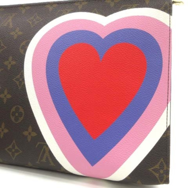 LOUIS VUITTON(ルイヴィトン)のルイヴィトン ゲーム・オン コレクション モノグラム ポッシュ・トワレ26 レディースのバッグ(クラッチバッグ)の商品写真