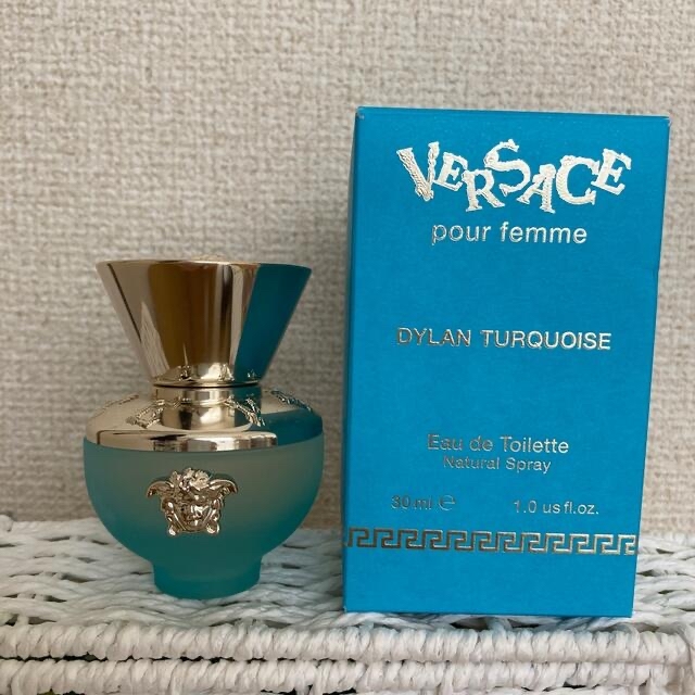 VERSACE(ヴェルサーチ)のkuro様専用⭐️ヴェルサーチVERSACE⭐️ディラン ターコイズ  コスメ/美容の香水(香水(男性用))の商品写真