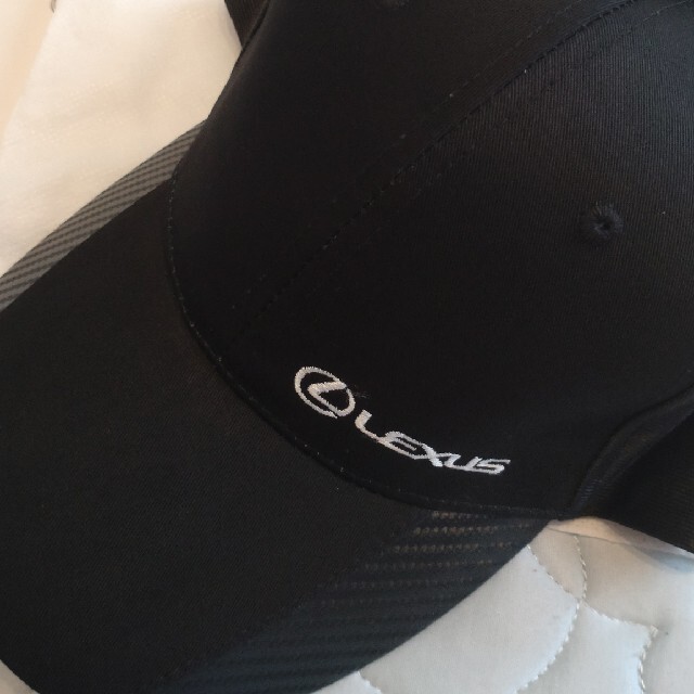 トヨタ(トヨタ)のLEXUS　レクサス　キャップ　黒　男女兼用 メンズの帽子(キャップ)の商品写真