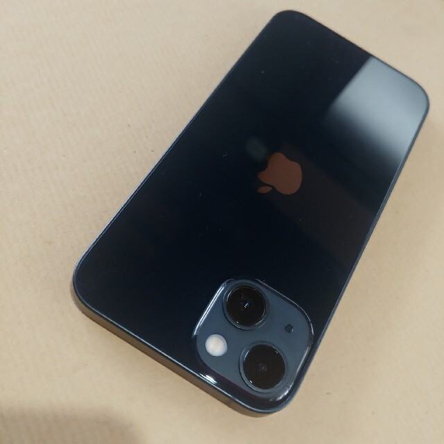 Apple(アップル)のiPhone 13 128 SIMフリー ほぼ新品 スマホ/家電/カメラのスマートフォン/携帯電話(スマートフォン本体)の商品写真