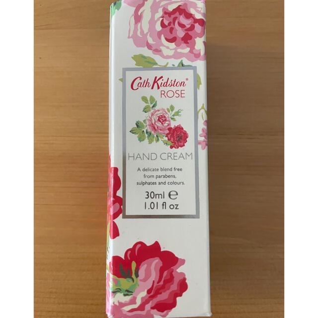 Cath Kidston(キャスキッドソン)の新品！Cath Kidston キャス・キッドソン　ハンドクリーム コスメ/美容のボディケア(ハンドクリーム)の商品写真