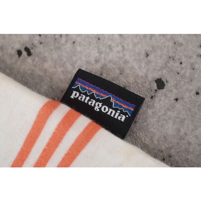 patagonia(パタゴニア)のパタゴニア 52790SP17 ボーダー柄 ポケット Tシャツ サイズS メンズのトップス(ポロシャツ)の商品写真