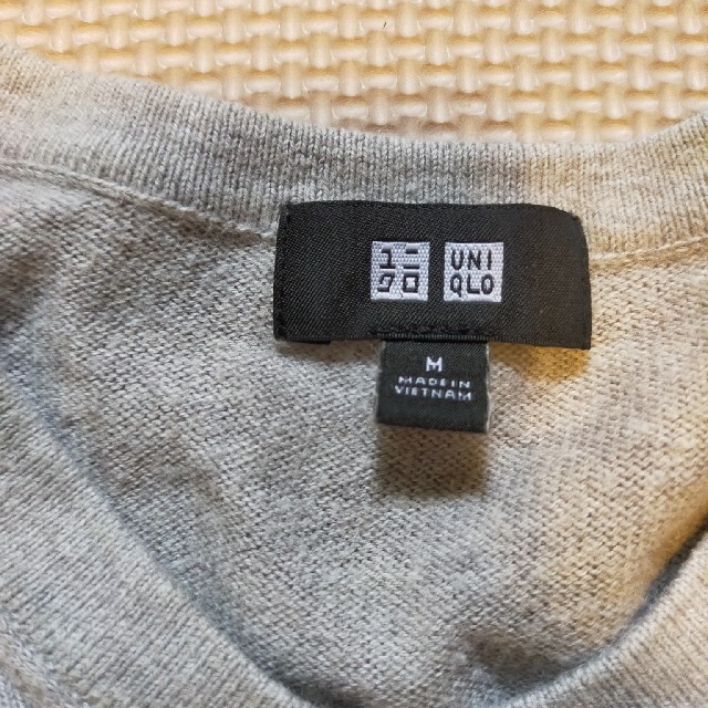 UNIQLO(ユニクロ)のユニクロ　ニット　トップス　薄手　カシミヤ メンズのトップス(Tシャツ/カットソー(七分/長袖))の商品写真