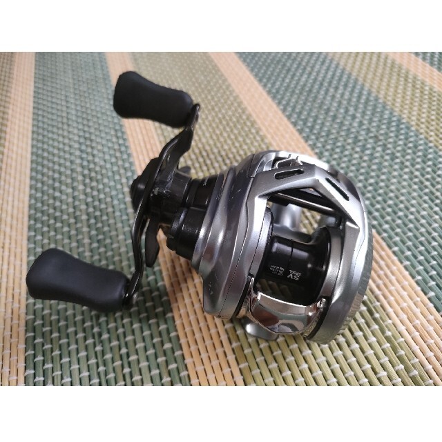 DAIWA(ダイワ)のダイワ　アルファス　SV TW 800HL スポーツ/アウトドアのフィッシング(リール)の商品写真