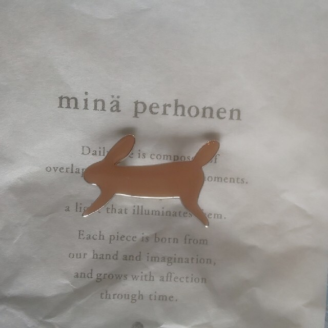 mina perhonen - ミナペルホネン ピンバッジ うさぎの通販 by mina perhonen - ミナペルホネン ピンバッジ うさぎの通販 by