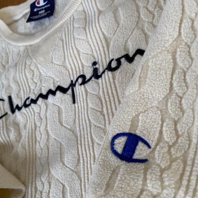 Champion(チャンピオン)のChampion冬用トレーナー(100cm)(男女兼用) キッズ/ベビー/マタニティのキッズ服男の子用(90cm~)(その他)の商品写真