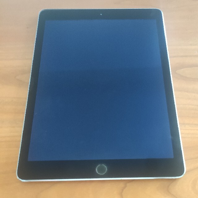 iPad air 第2世代WiFiモデル　64GiPadAir2