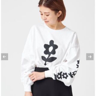 ユーバイスピックアンドスパン(U by SPICK&SPAN)のセレナヘリオス　Single Flower Long Sleeve T(Tシャツ(長袖/七分))