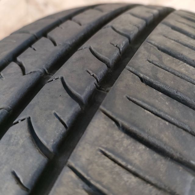 Goodyear(グッドイヤー)のYA145 175/70R14 グッドイヤー エフィシェントグリップ 4本セット 自動車/バイクの自動車(タイヤ)の商品写真