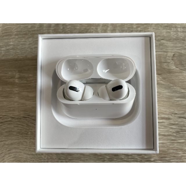 Apple(アップル)のAirpods pro 正規品 スマホ/家電/カメラのオーディオ機器(ヘッドフォン/イヤフォン)の商品写真