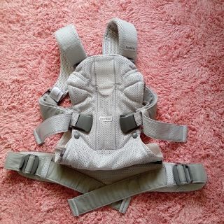 ベビービョルン(BABYBJORN)の値下げ☆ベビービョルン　ワンカイ(抱っこひも/おんぶひも)