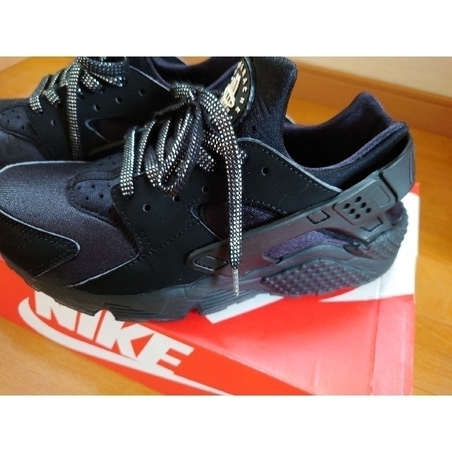 64%以上節約 NIKE エアハラチ スニーカー 24cm ecousarecycling.com