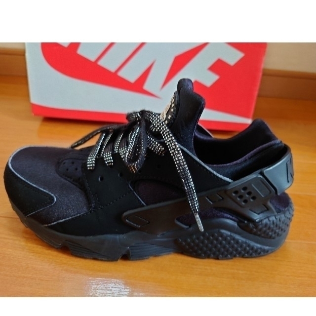 ナイキ　 NIKE AIR HUARACHE エア ハラチ　サイズ24cm