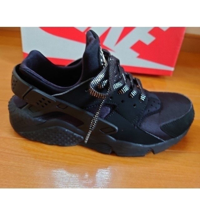 ナイキ　 NIKE AIR HUARACHE エア ハラチ　サイズ24cm