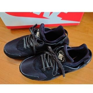 ナイキ(NIKE)のNIKE AIR HUARACHE/ナイキ エア ハラチ　24cm　スニーカー(スニーカー)