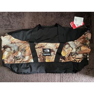 Supreme The North Face Apex Duffel Bag