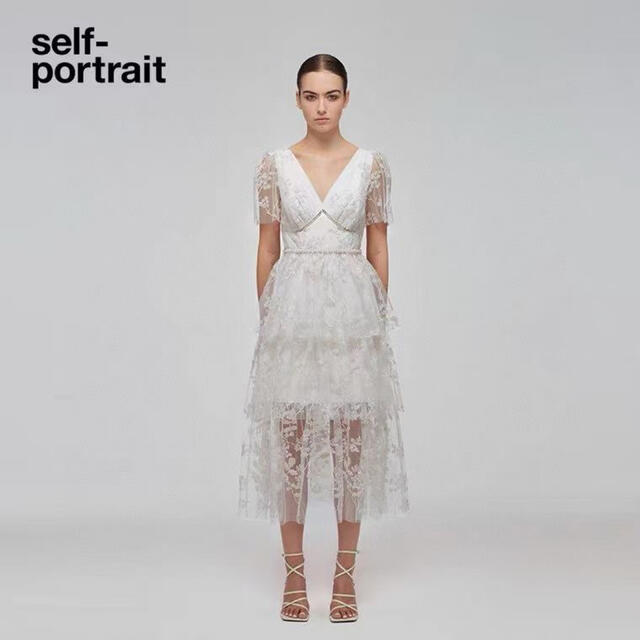 ❤️正規品Selfportrait22新作新品★白ロングワンピース　ドレス