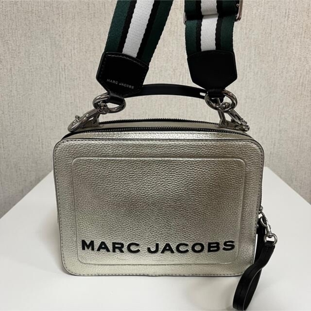 MARC JACOBS(マークジェイコブス)のバックと付属のストラップです！ レディースのバッグ(ショルダーバッグ)の商品写真