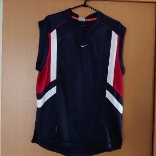 ナイキ(NIKE)のNIKE ノースリーブシャツ(ジャージ)