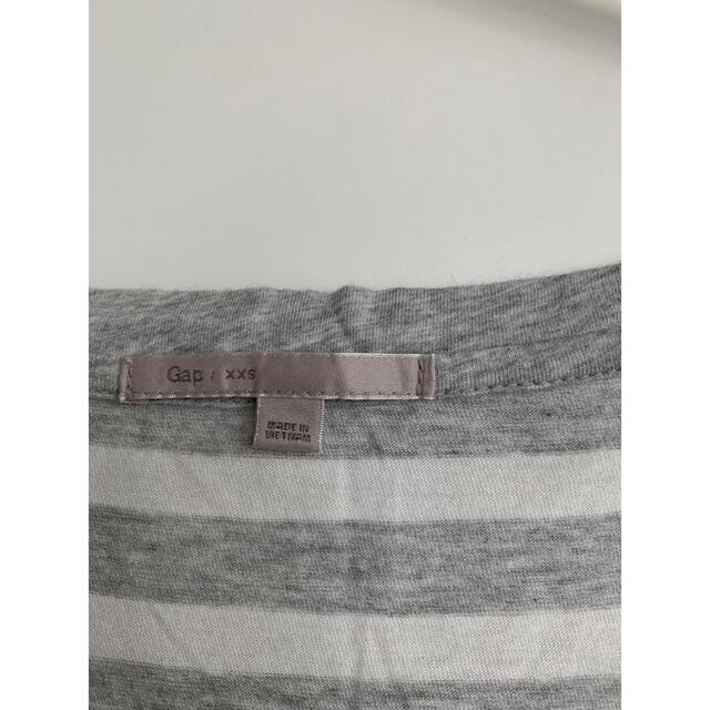 GAP(ギャップ)のレディース　Tシャツ　グレー　ボーダー　Sサイズ　GAP レディースのトップス(Tシャツ(半袖/袖なし))の商品写真